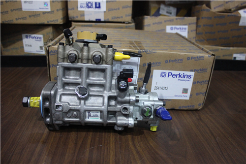 珀金斯1104柴油機2645 K015R噴油器、2644 N204燃油泵