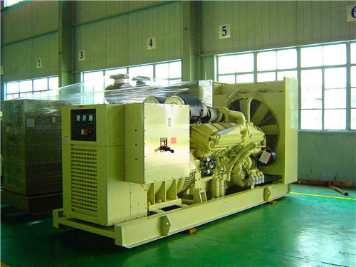 江東租賃移動(dòng)式柴油發(fā)電機(jī)去哪找?康明斯偉力發(fā)電機(jī)規(guī)格型號(hào)參數(shù)、特點(diǎn)有什么？