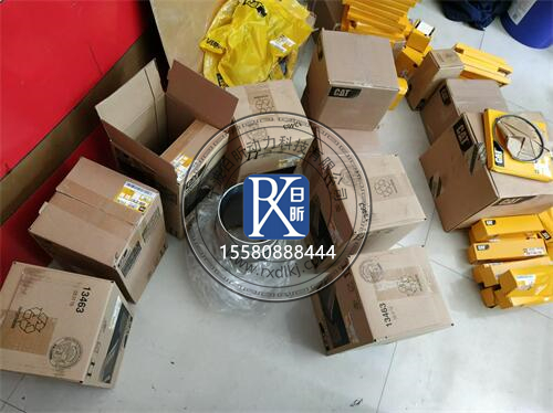 卡特320D發(fā)動(dòng)機(jī)四配套：價(jià)格、保養(yǎng)與代理商全解析